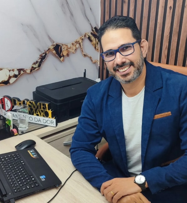 Dr. Osmel Mayol reumatologista em caruaru